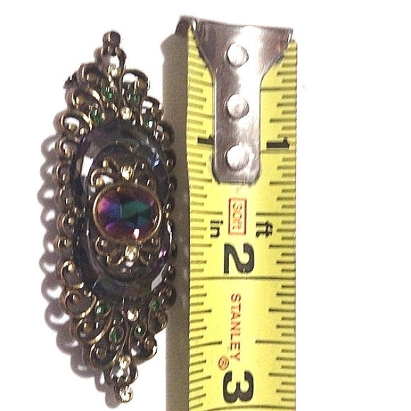 1928 JEWELRY CO. BROOCH RAINBOW AND GREEN RHINESTONE FILIGREE BACKING 3" - Picture 9 of 10